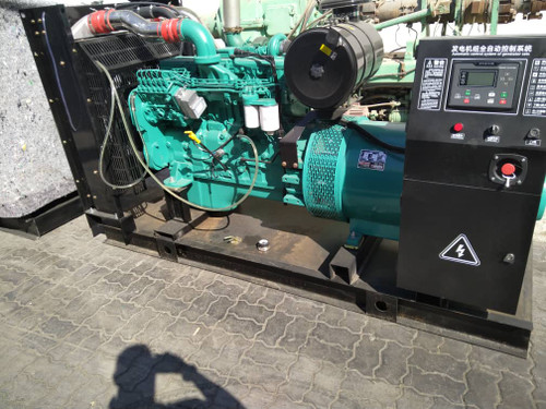 کامینز با موتور ۶ ال تی چینی ۲۵۰ کاوا ......